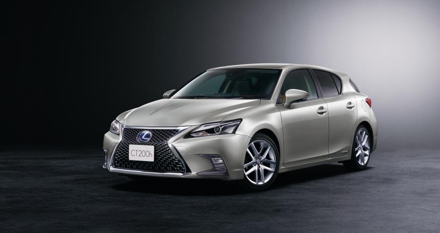  Lexus CT200h 2017 года  (JP) (фото 1 из 9)